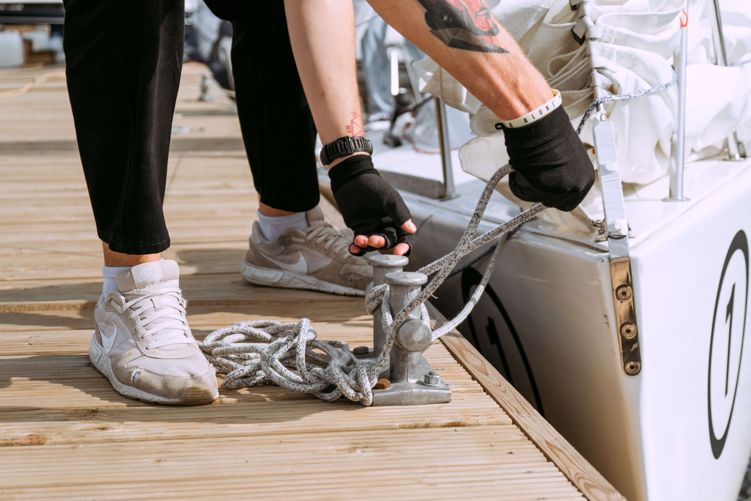 Man preparing a Boat Lift in Marathon