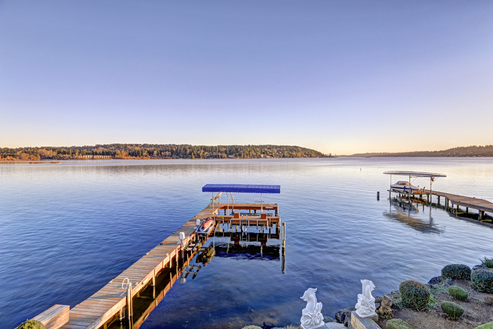 a clear dock in the morning